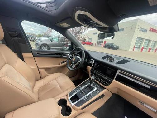 2019 Porsche Macan Base