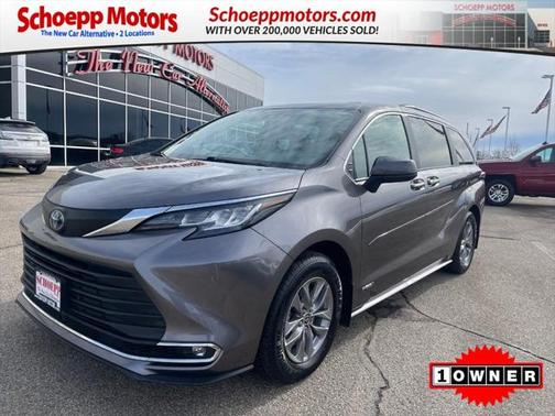 2021 Toyota Sienna XLE 7 Passenger