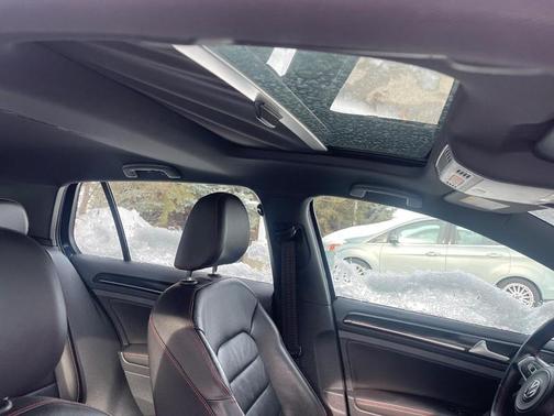 2015 Volkswagen Golf GTI 2.0T Autobahn 4-Door