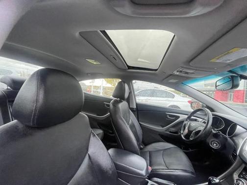 2013 Hyundai ELANTRA Limited