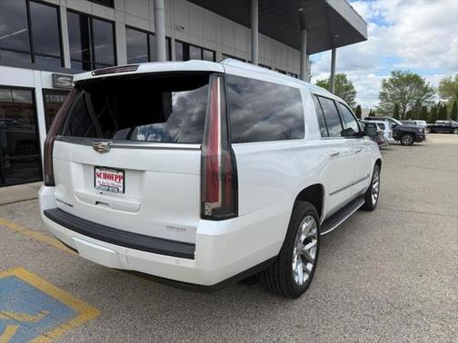 2016 Cadillac Escalade ESV Premium