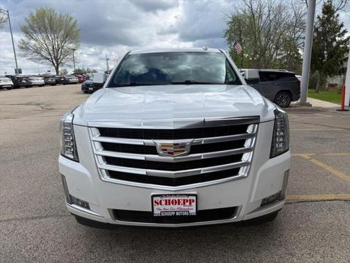 2016 Cadillac Escalade ESV Premium