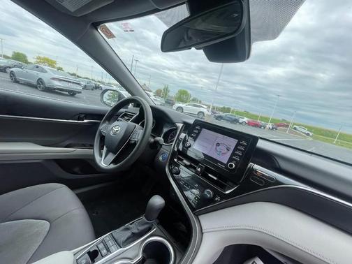 White 2022 Toyota Camry LE