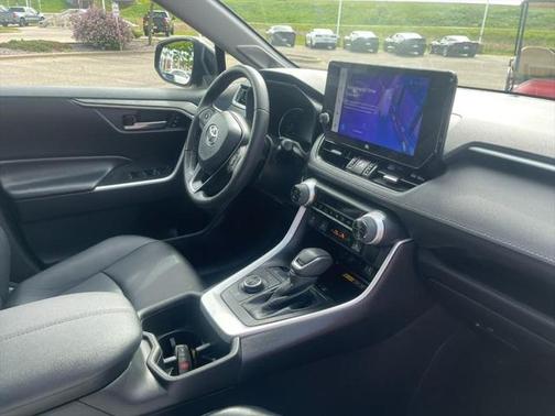 2023 Toyota RAV4 Hybrid XLE Premium