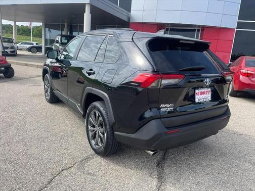 2023 Toyota RAV4 Hybrid XLE Premium