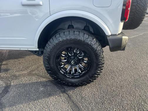 Oxford White 2021 Ford Bronco Outer Banks