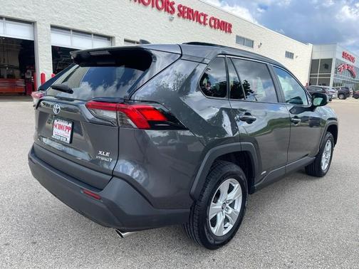 2020 Toyota RAV4 Hybrid XLE