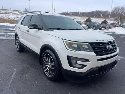 2016 Ford Explorer Sport