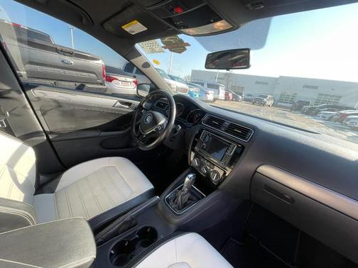 2016 Volkswagen Jetta 1.8T Sport