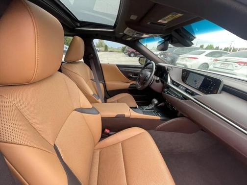 2019 Lexus ES 350 Premium
