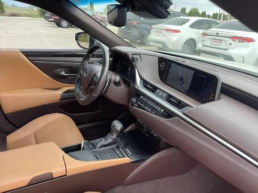 2019 Lexus ES 350 Premium