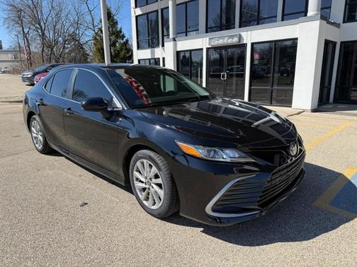 Midnight Black Metallic 2021 Toyota Camry LE