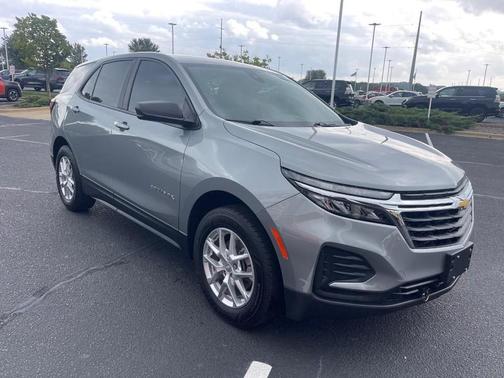 2023 Chevrolet Equinox LS
