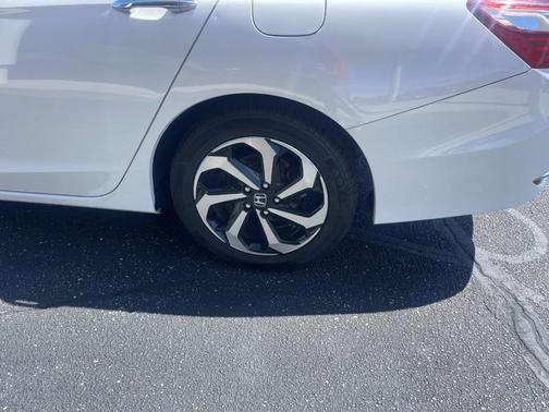 White Orchid Pearl 2017 Honda Accord EX-L