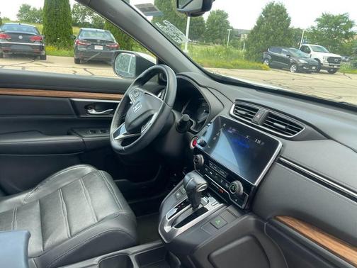 White Diamond Pearl 2017 Honda CR-V EX-L