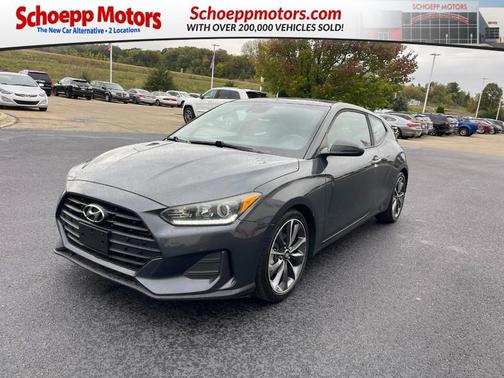2019 Hyundai Veloster 2