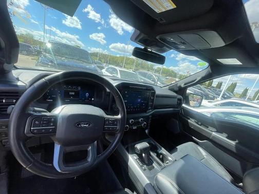 Agate Black Metallic 2024 Ford F-150 XLT