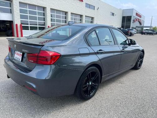 2018 BMW 330 xDrive