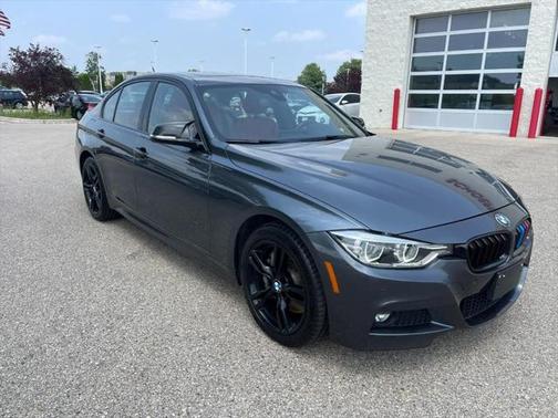 2018 BMW 330 xDrive