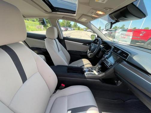 Platinum White Pearl 2019 Honda Civic EX