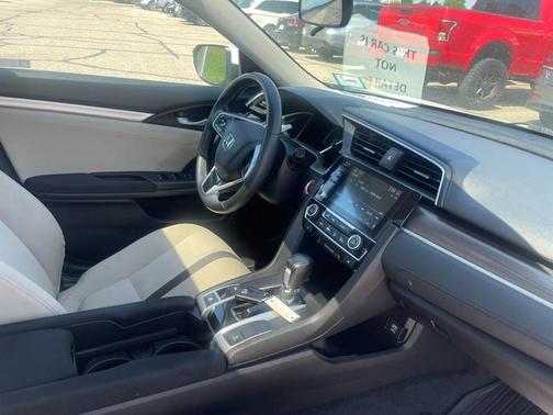 Platinum White Pearl 2019 Honda Civic EX