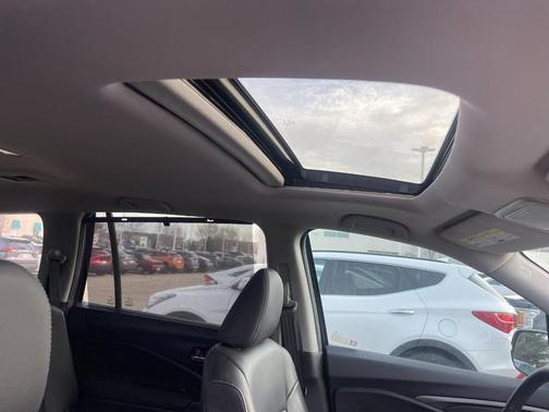 2022 Honda Pilot AWD Special Edition