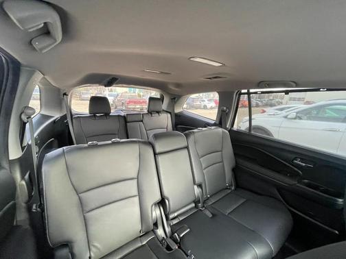 2022 Honda Pilot AWD Special Edition