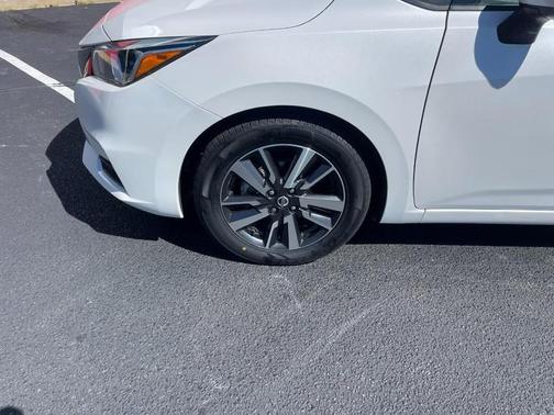 2021 Nissan Versa 1.6 SV