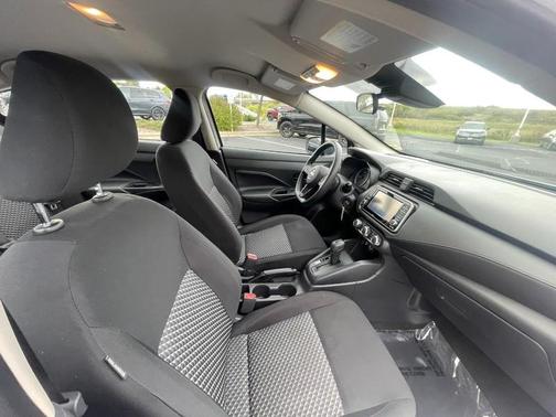 2023 Nissan Versa 1.6 S