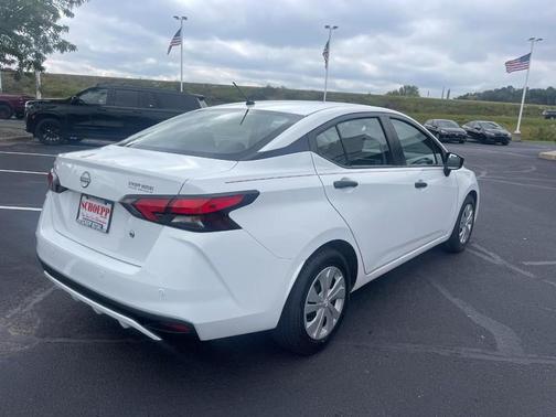2023 Nissan Versa 1.6 S