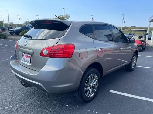 2010 Nissan Rogue Krom