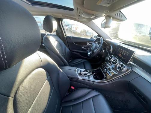 2016 Mercedes-Benz C-Class 
