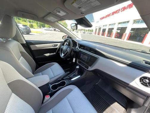 Black Sand Pearl 2018 Toyota Corolla LE