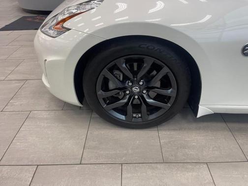 2017 Nissan 370Z Touring