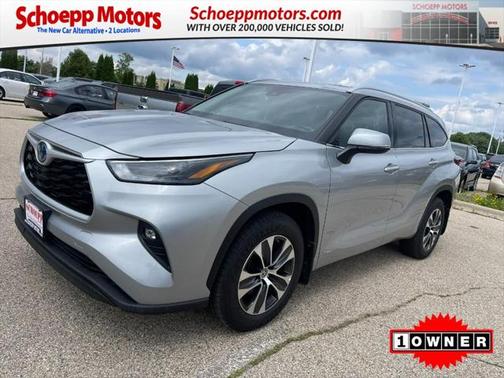 2022 Toyota Highlander Hybrid XLE