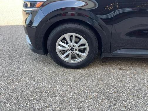 2022 Kia Carnival LXS