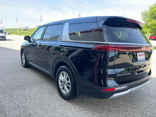 2022 Kia Carnival LXS
