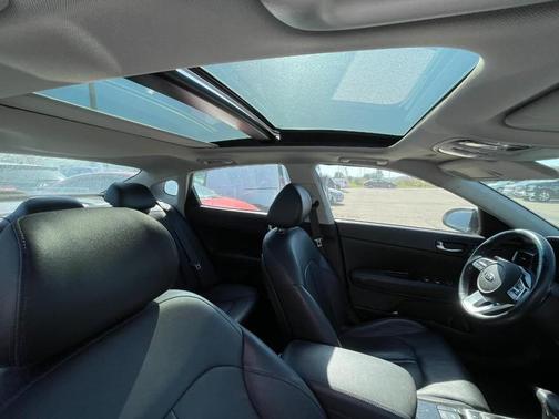 2019 Kia Optima EX