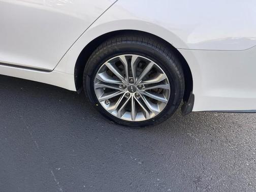 2017 Genesis G80 3.8