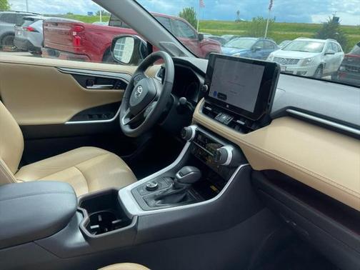 2023 Toyota RAV4 Hybrid Limited