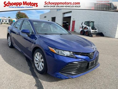 2018 Toyota Camry LE