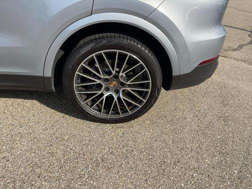 2021 Porsche Cayenne AWD