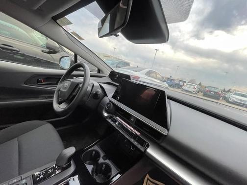 2025 Toyota Prius 