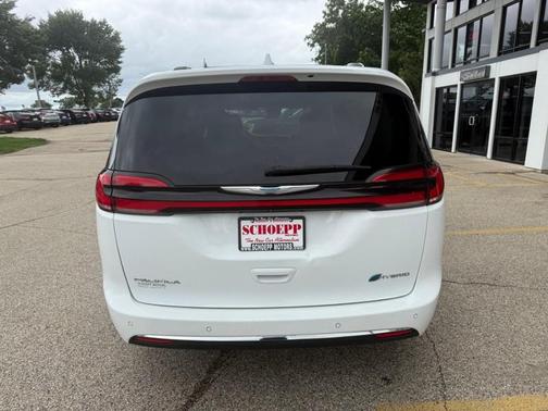 2021 Chrysler Pacifica Hybrid Touring L
