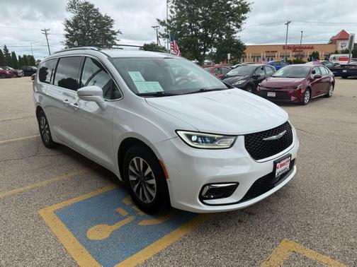 2021 Chrysler Pacifica Hybrid Touring L