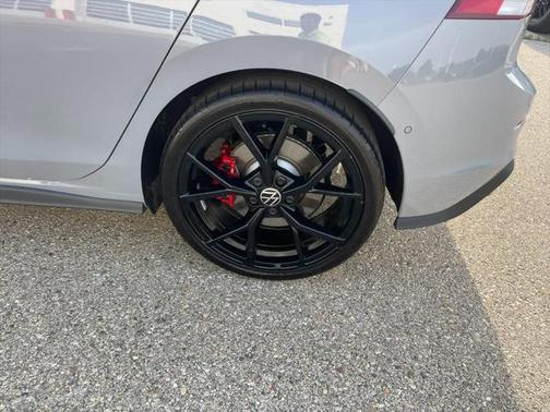 2024 Volkswagen Golf GTI 1.4T TSI