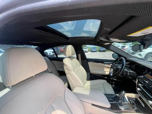 2018 BMW 530e iPerformance