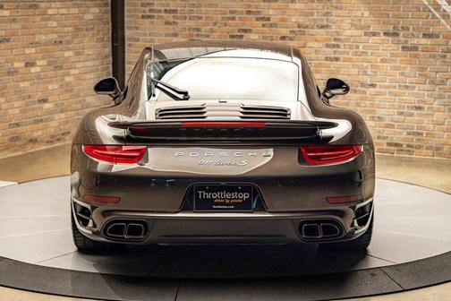 2015 Porsche 911 Turbo S