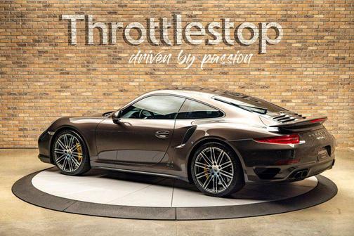 2015 Porsche 911 Turbo S