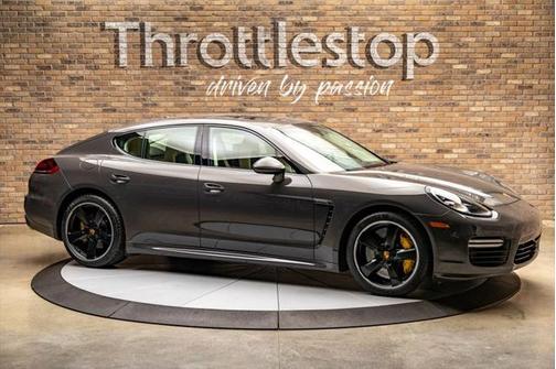 2016 Porsche Panamera Turbo S